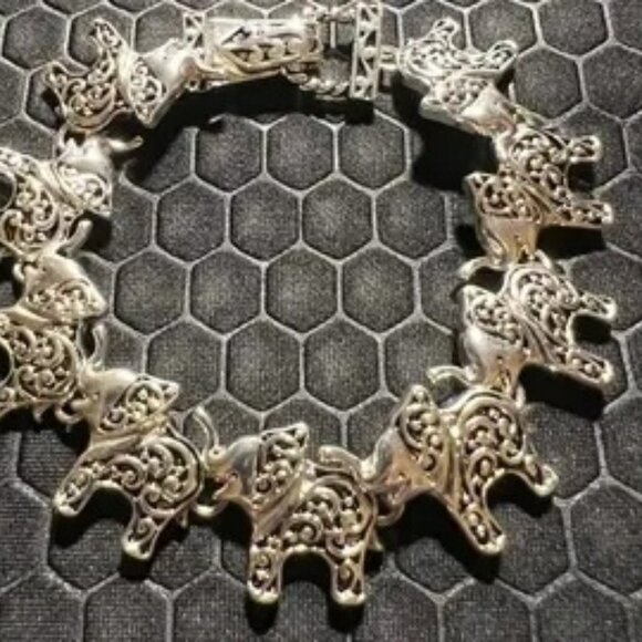 Elephant Bracelet Black and Silver 18K White Gold Plated - Picture 1 of 1